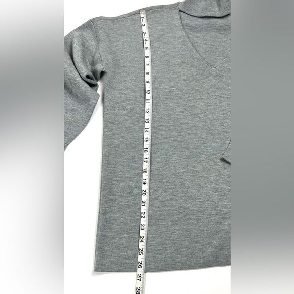 Alice + Olivia Cashmere Blend Open V Turtleneck Sweater - Picture 10 of 10